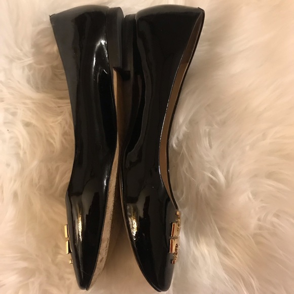 Tory Burch Claire Patent Leather ballet flat. Color is perfect black, Size 7.5 - Picture 2 of 10